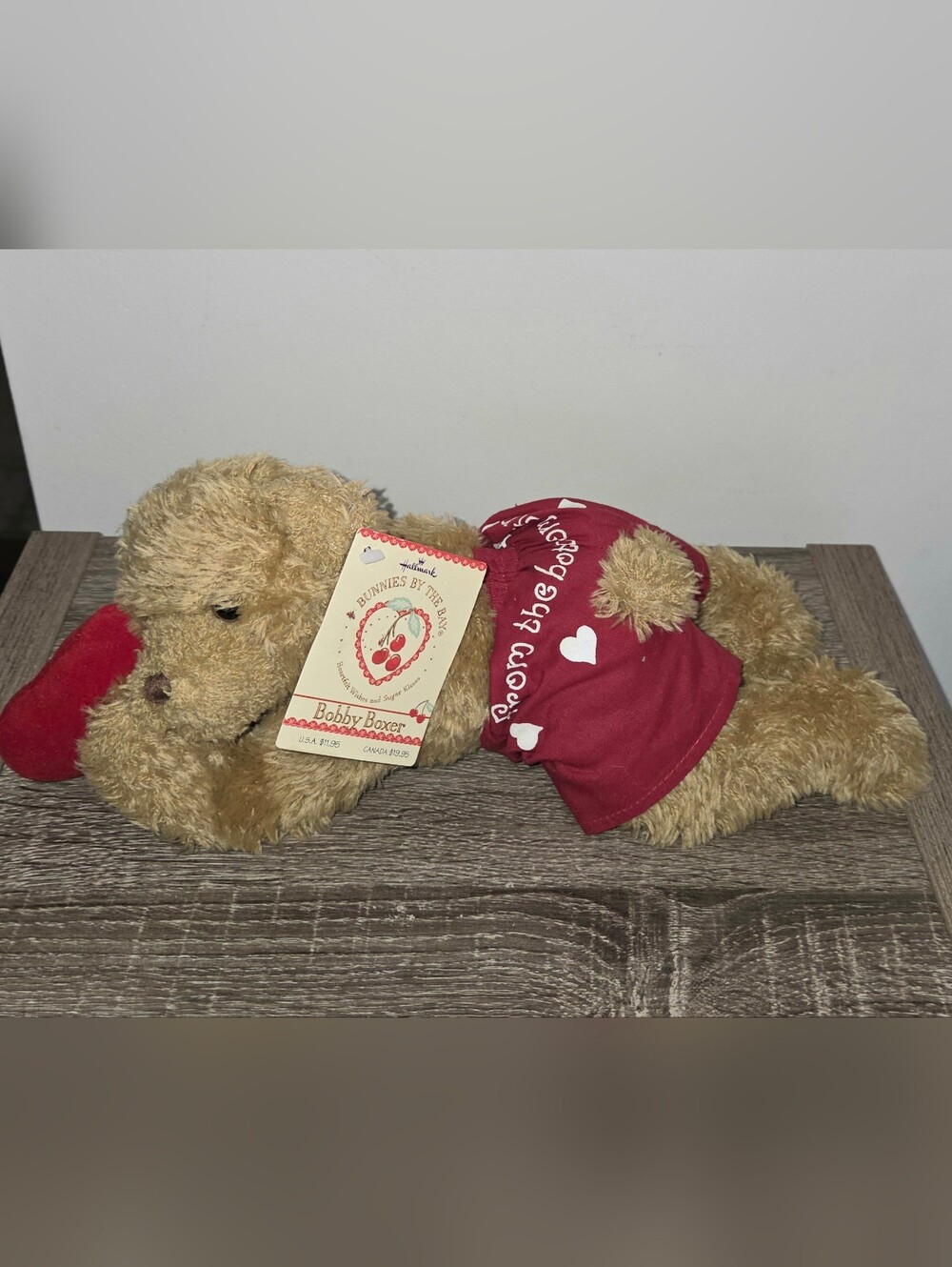 Hallmark 2002 Bunnies By The Bay Bobby Boxer Bear Plush Stuffed Animal Toy 13”.